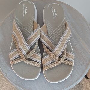 CLOUDSTEPPERS by Clarks Womans Slip On Slide Sandals Mira Isle Sand Size 9W